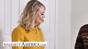 Super-naughty America - Elle McRae plows her son's pal
