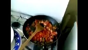 Desi bhabhi deepthroating while cooking